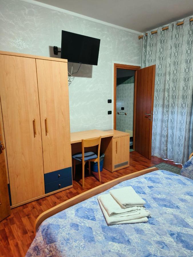 Affittacamere Dolce Sogno Cherasco Exteriör bild